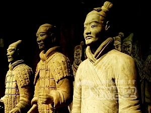 世界遺産 兵馬俑 秦始皇帝陵 を巡る 古都 西安 