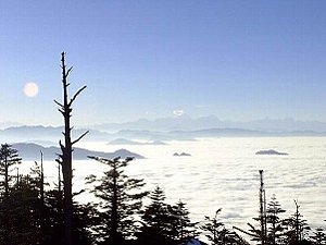 三国志ゆかりの 成都 と 中国四大仏教名山 峨眉山 楽山