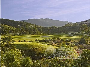 サンバレー 紅峡谷 三亜 ゴルフ リゾート