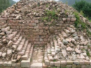 高句麗の首都と古墳群 集安