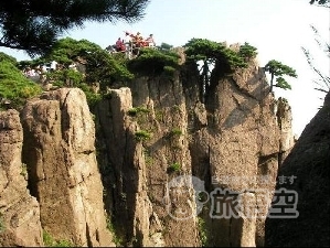 山水画 黄山 と 世界遺産 宏村